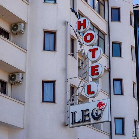 Hotel Leo Peje Extérieur photo